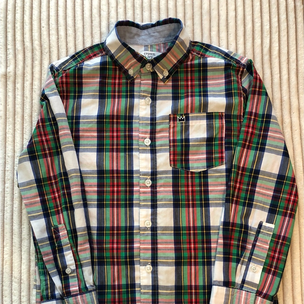 Crown and Ivy Plaid Button Up. Size Small.